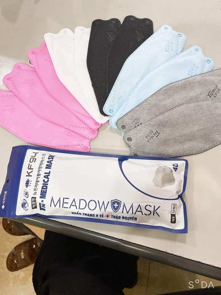Thùng 300 chiếc khẩu trang y tế 4D Kf94 Meadow mask Thảo Nguyên bảo vệ sức khỏe gia đình bạn thumbnail
