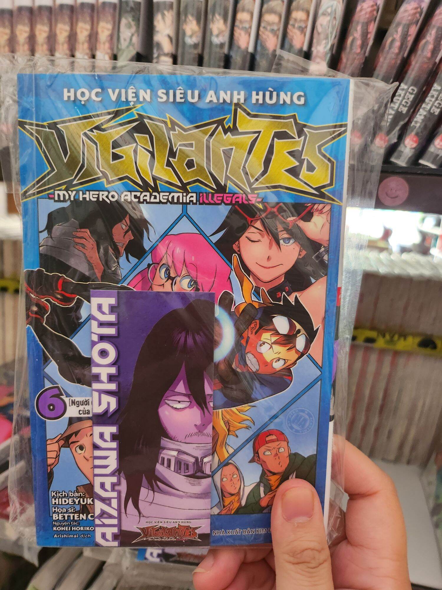 HVSAH Vigilantes 1 k seal kèm bookmark