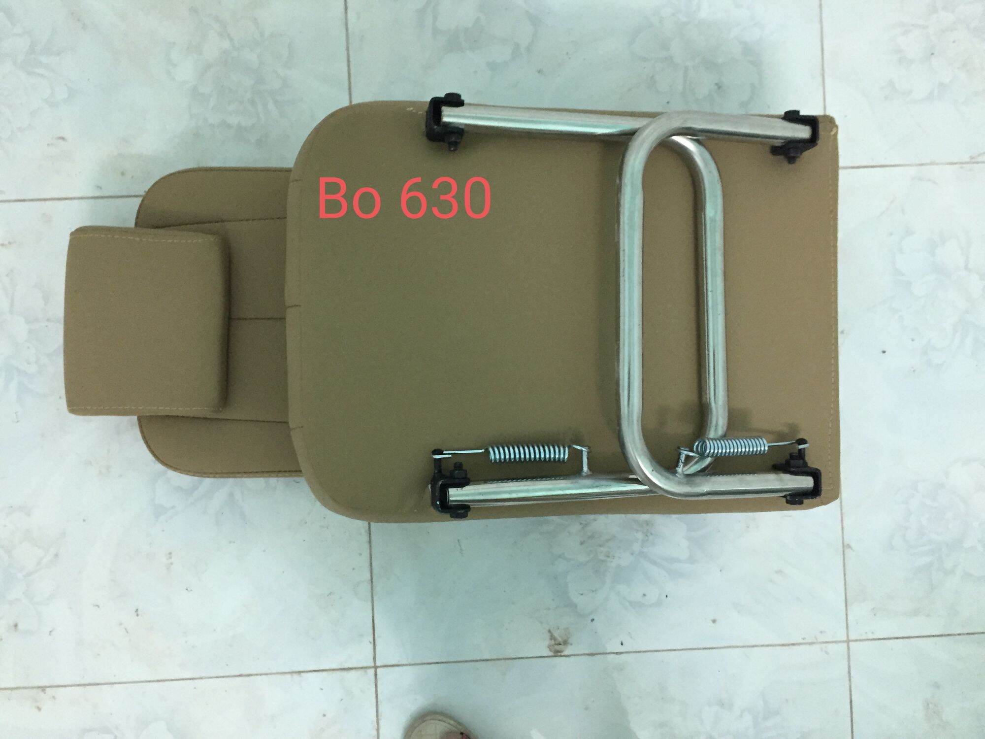 Ghế phụ xe Kia Sedona