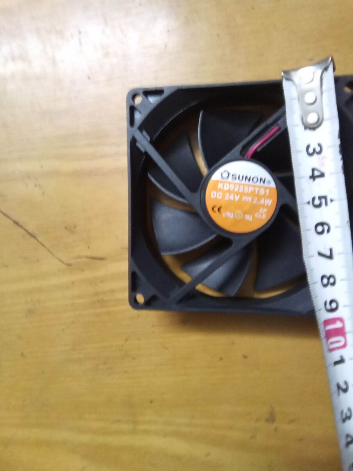 Quat thong gio tu dien 24V, 2,4w sunon