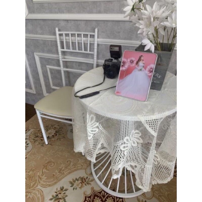 Khăn trải bàn ren khổ rộng 2mx1m40 Màu Đỏ