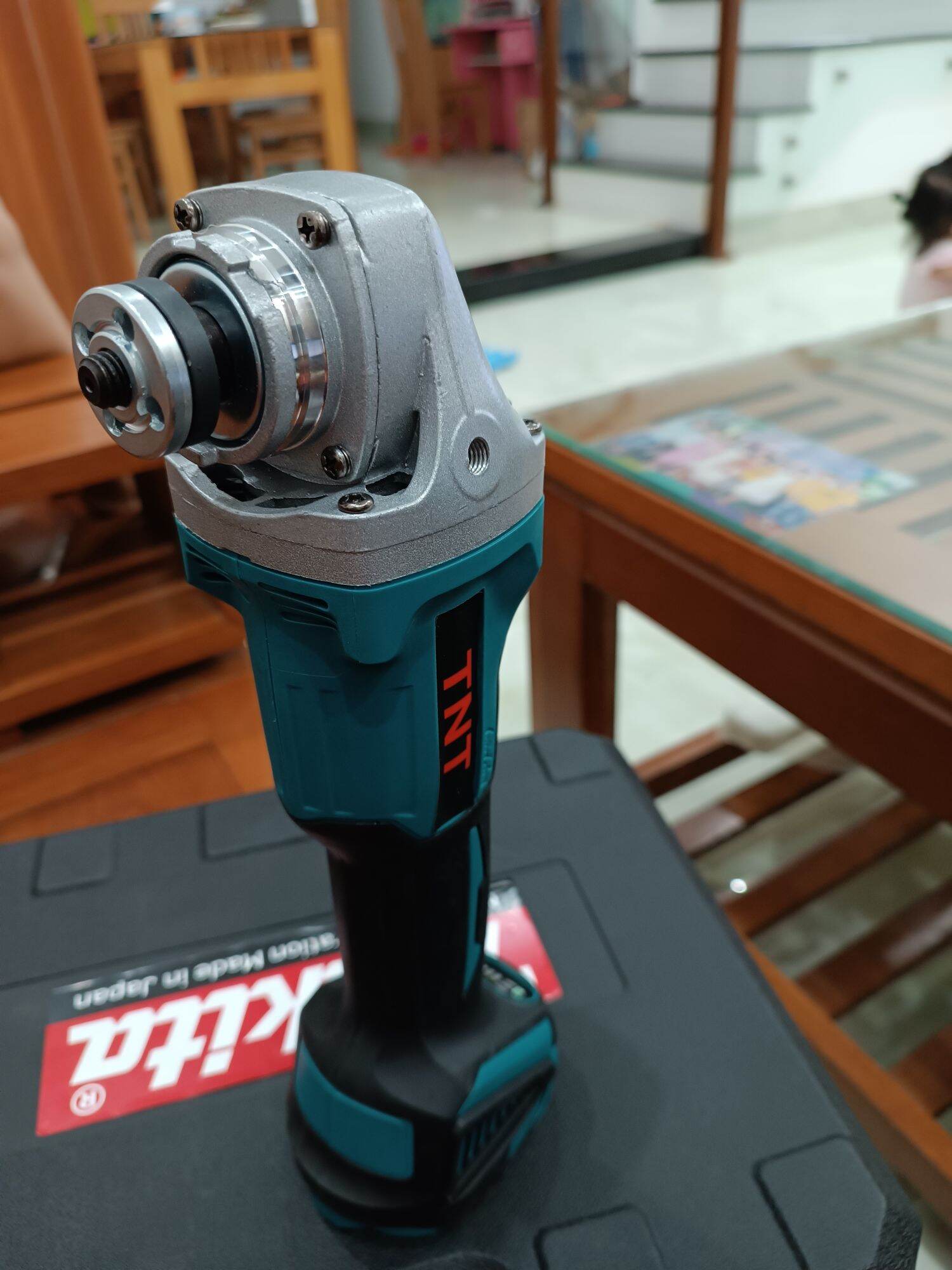Thân Máy mài MaKita Không Chổi Than