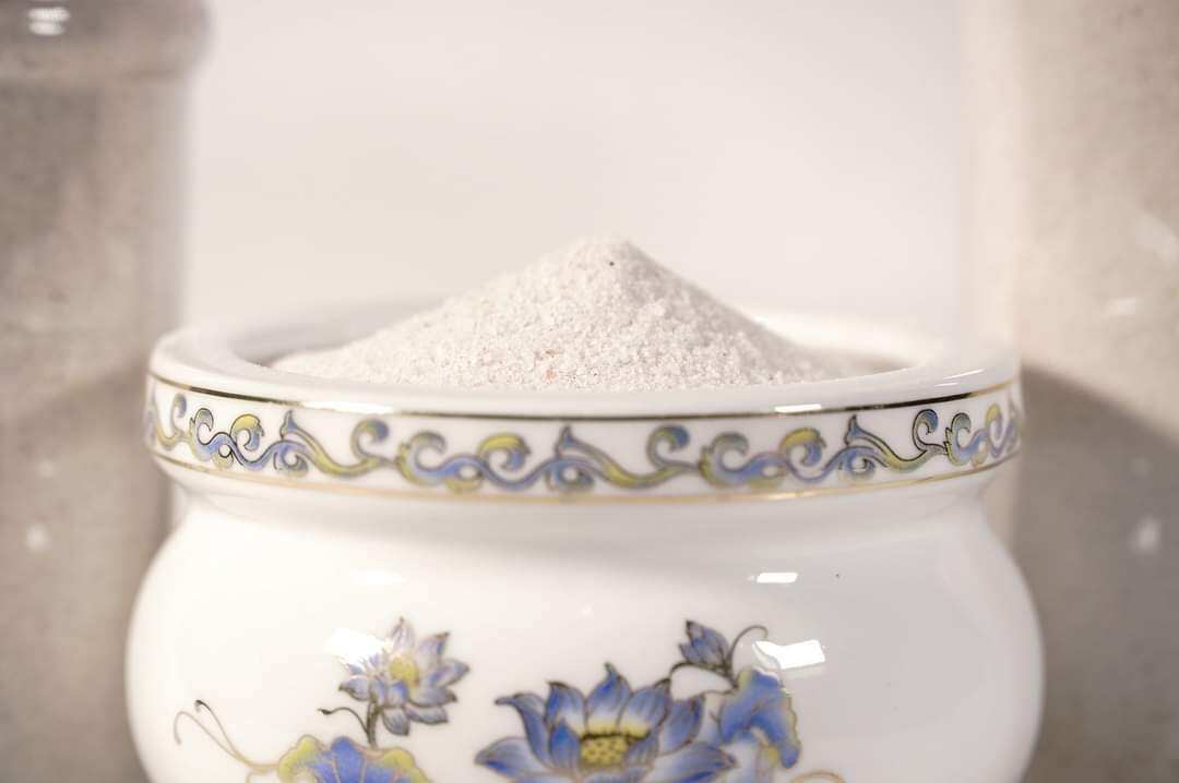 Cát trắng,tro sạch  bỏ lư hương thờ cúng (450 gram)
