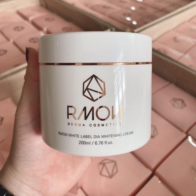 Kem trắng da body rmon white label dia whitening