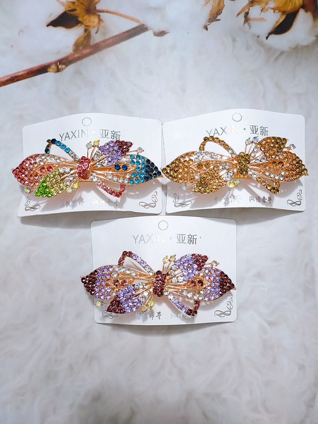 kẹp tóc đính đá phía sau gọng 8cm