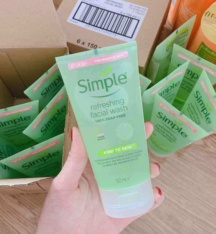 Sữa Rửa Mặt Simple - 150ml