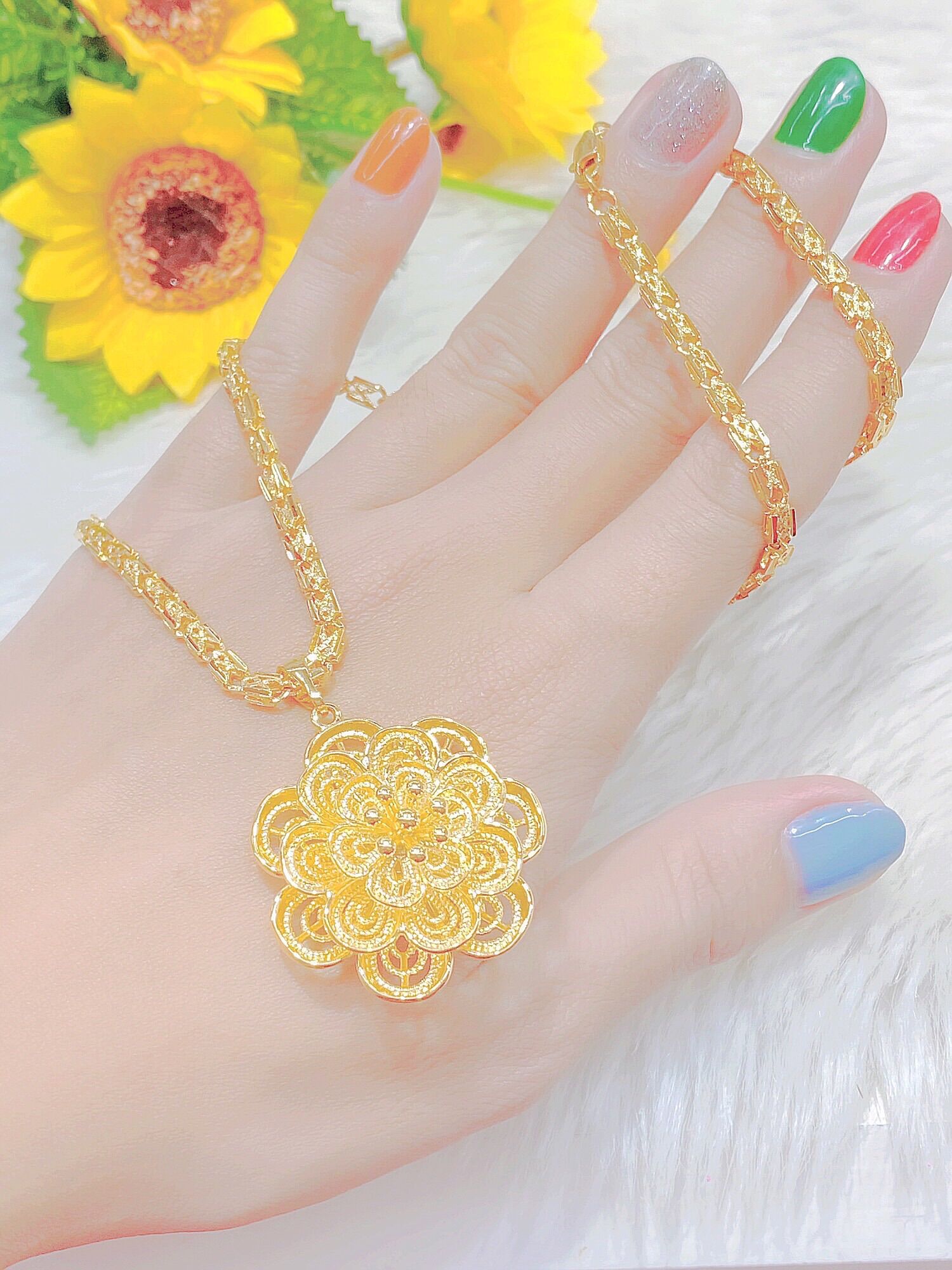 Dây chuyền nữ mặt hoa mạ vàng 24k cao cấp mẫu mới về