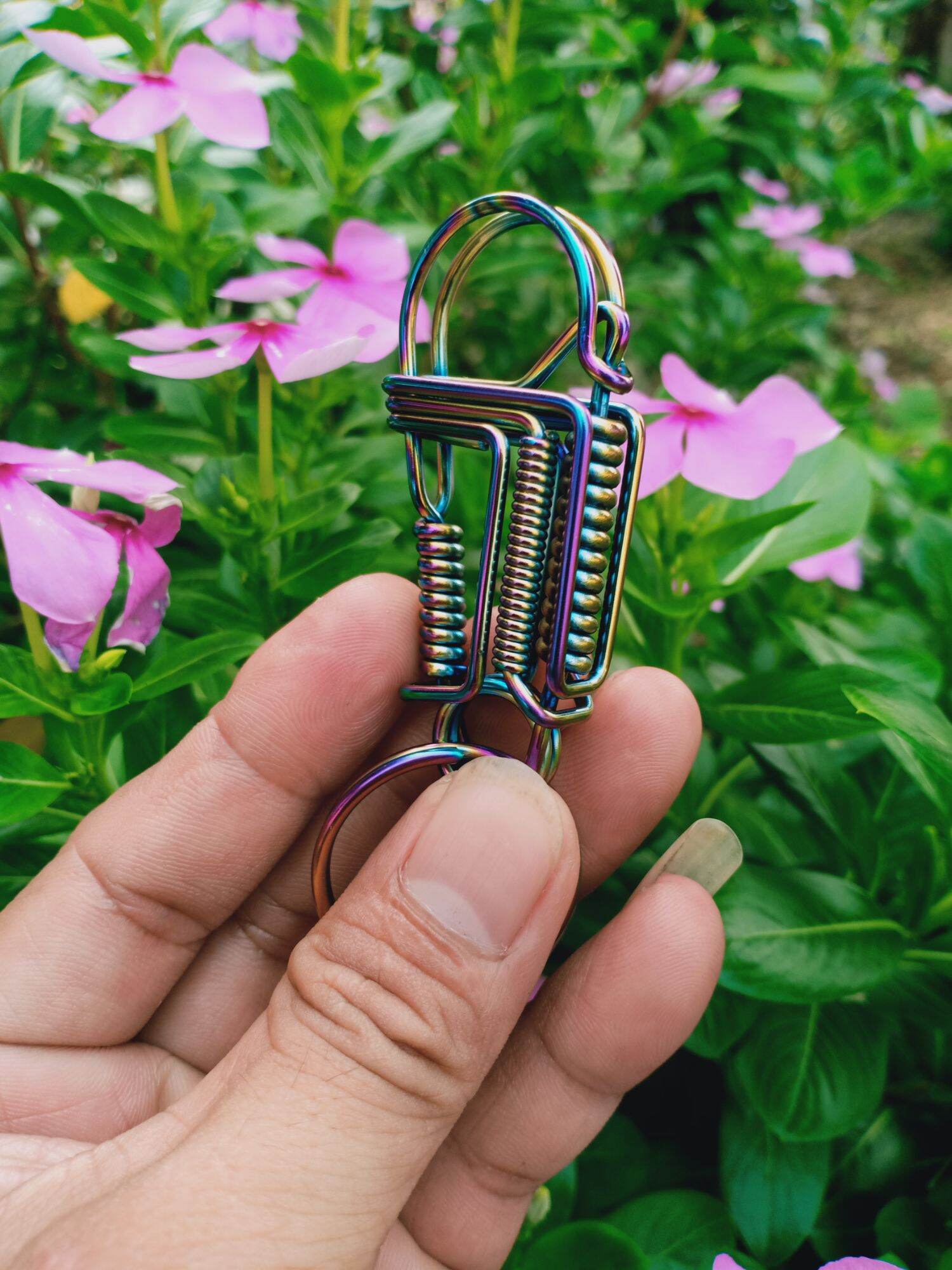 combo sản phẩm 2 móc khóa inox mạ Titan