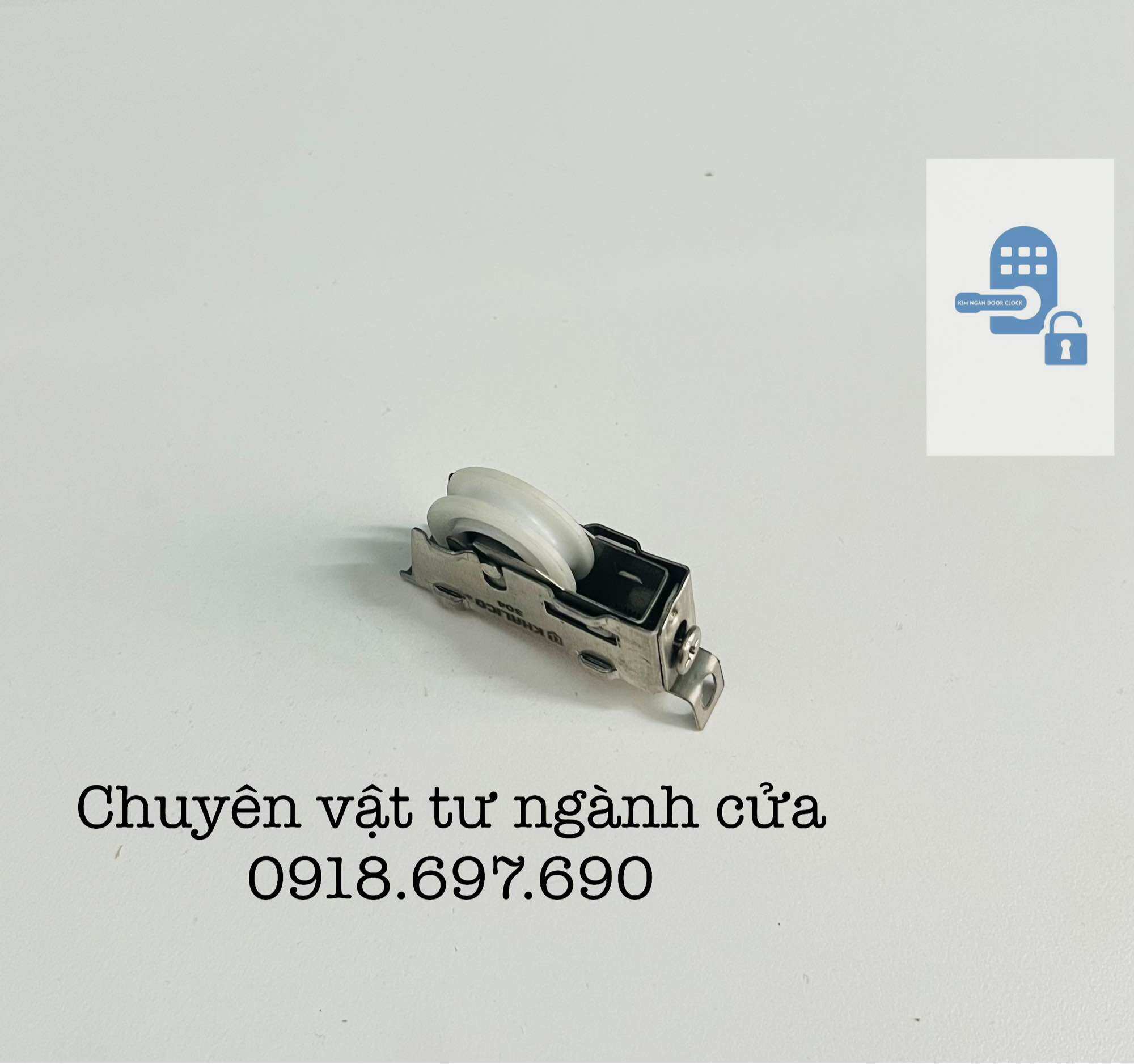 2 cái Bánh xe cửa sổ lùa nhôm ( hệ 888 )