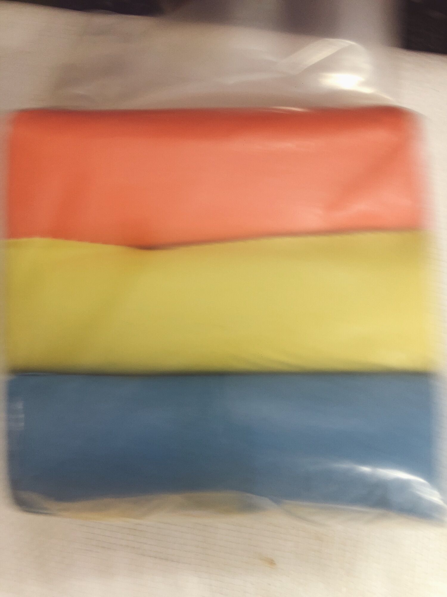 Túi đựng rác đại màu size 64cmx78cm (1 ký 3 cuộn )