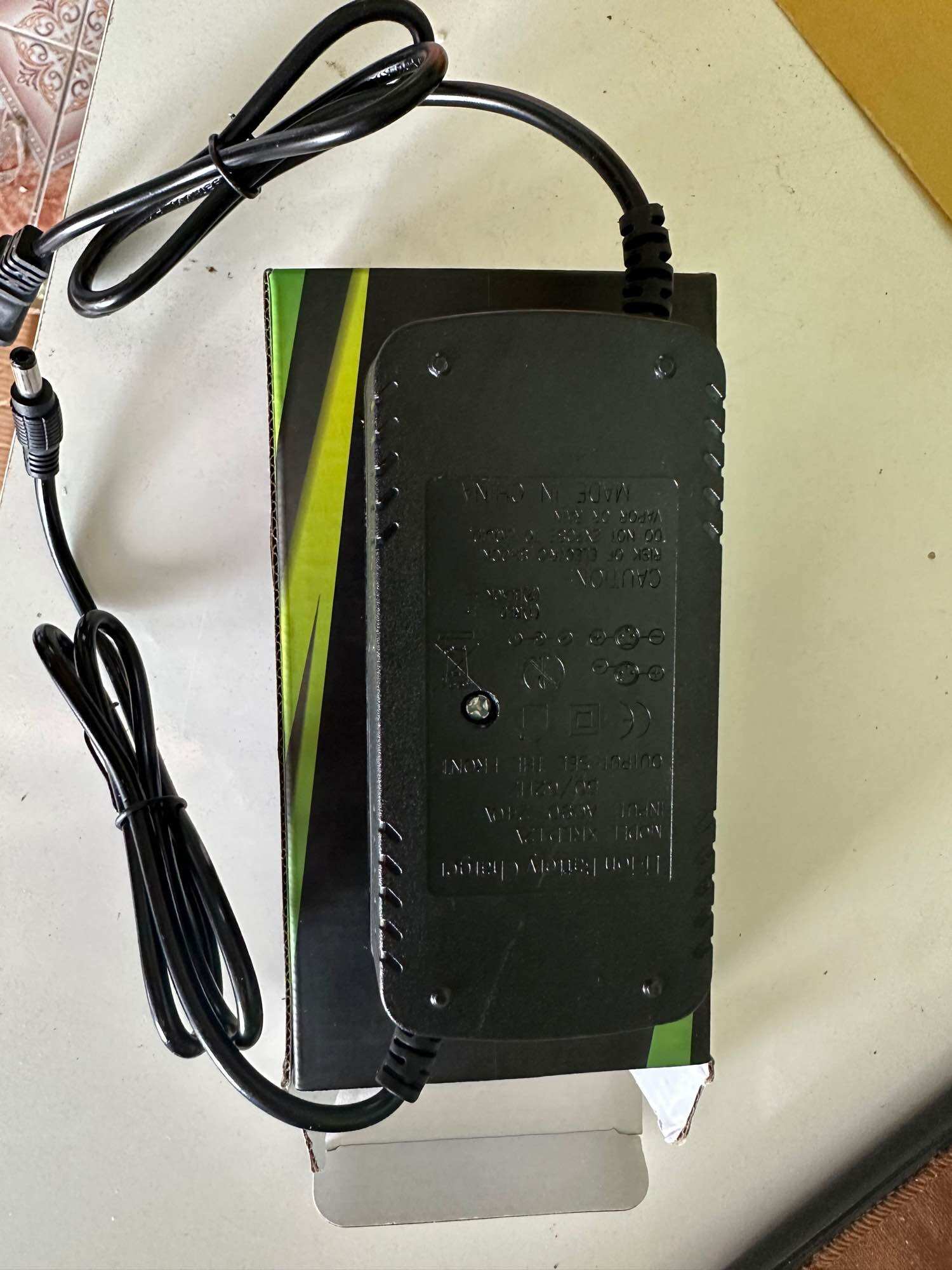 Sạc Pin Lithium 14,6V-5A loại tốt