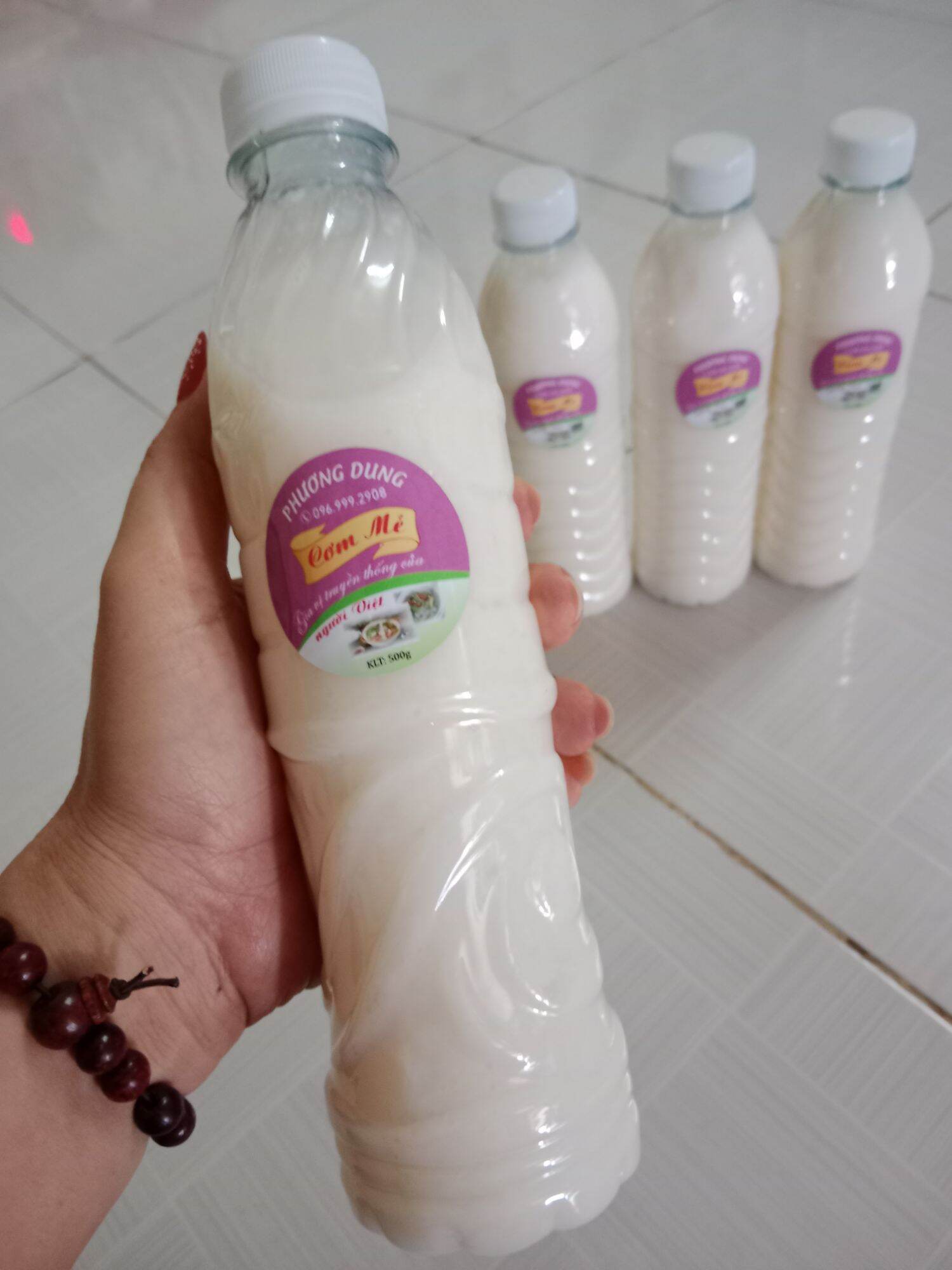 5 chai cơm mẻ mỗi chai 500g