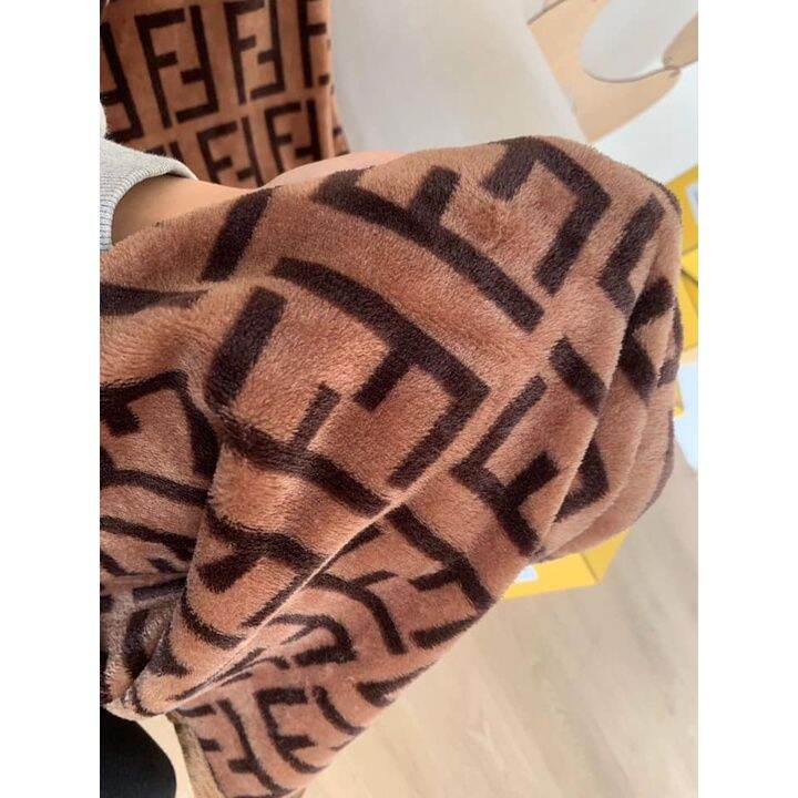 CHĂN LÔNG TUYẾT  FENDI FULLBOX