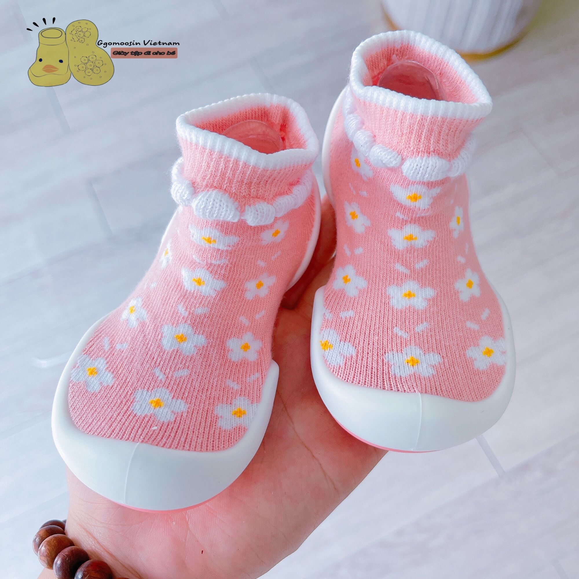 Giày tập đi cho bé cưng Ggomoosin - Blossom