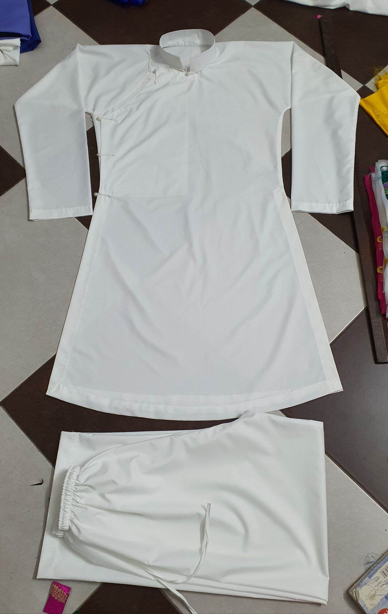 Bộ lót mặc hầu dài thân trắng