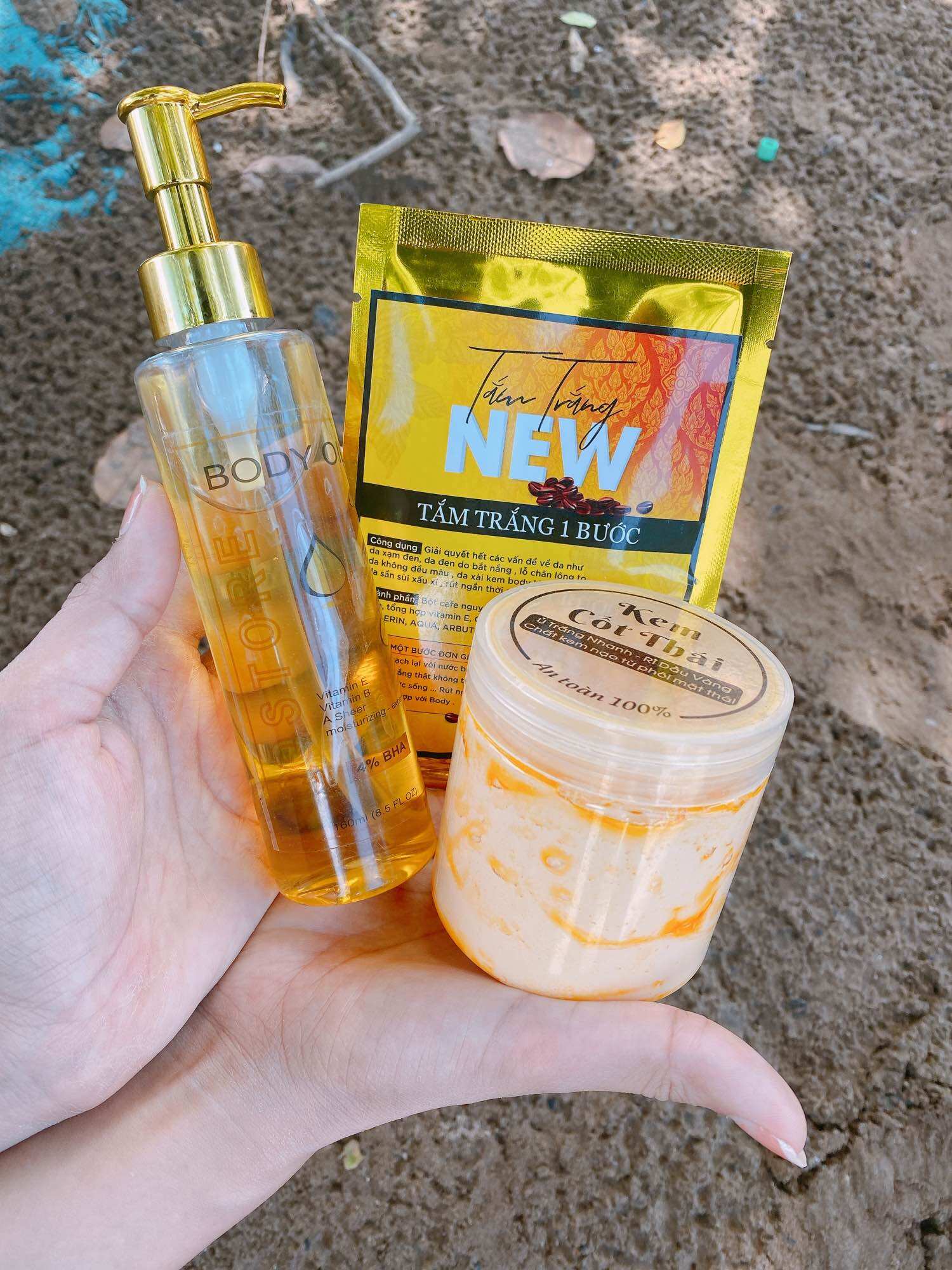 Combo làm trắng da kem body rỉ dầu vàng 220gr + tắm trắng cà phê new + body oil dưỡng ẩm sáng da