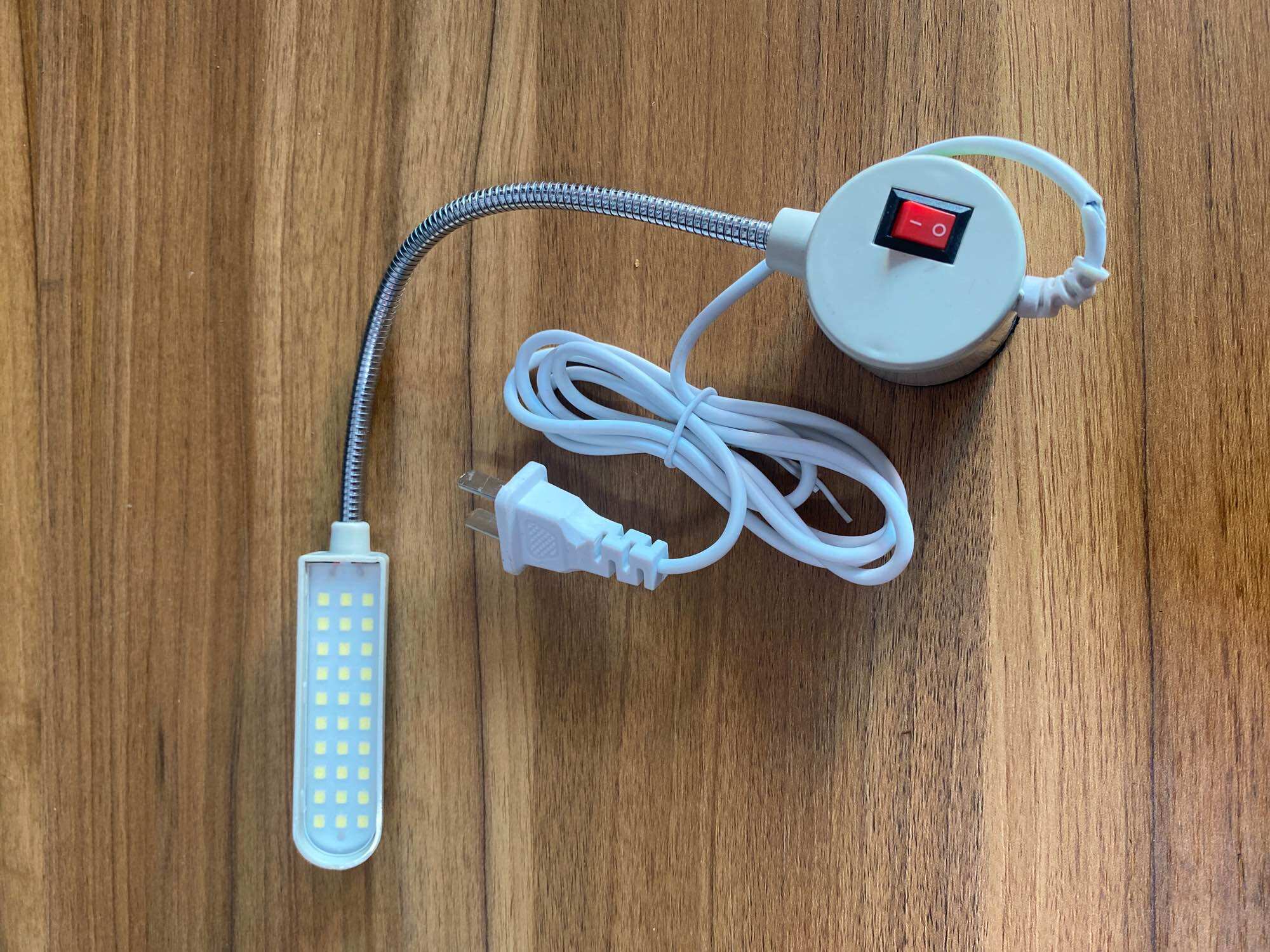 Đèn led máy may 30 bóng siêu sáng có nam châm hít mạnh