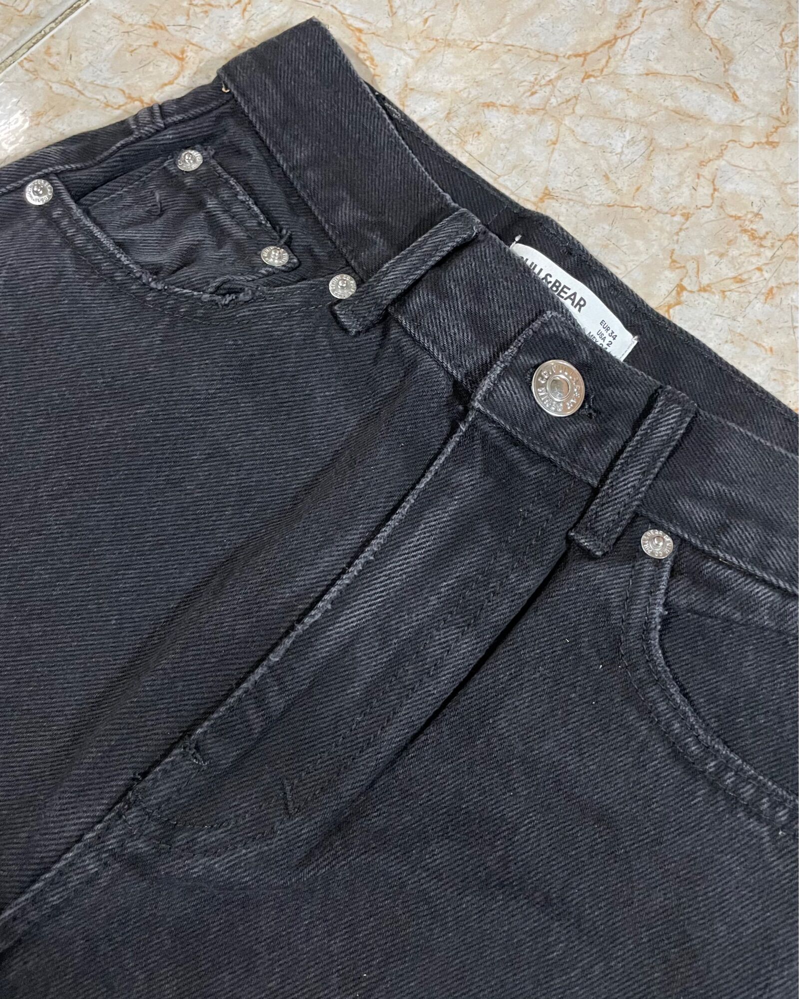 Quần Baggy Pull&Bear Auth Tuồn Lưng Cao Không Giãn Size 27 ( Hàng Cambodia Có Sẵn )