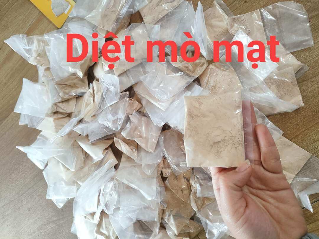 Diệt mò mạt, rệp cho gà chọi