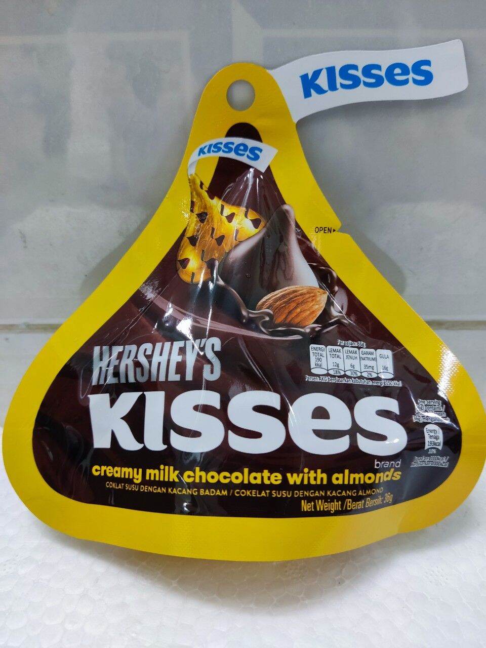Chocolate Hershey's Kisses gói 36g (3 vị )