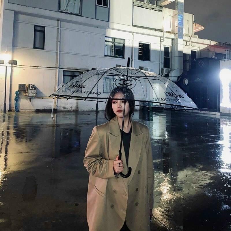 Ô trong suốt cán dài chanel hót 2022