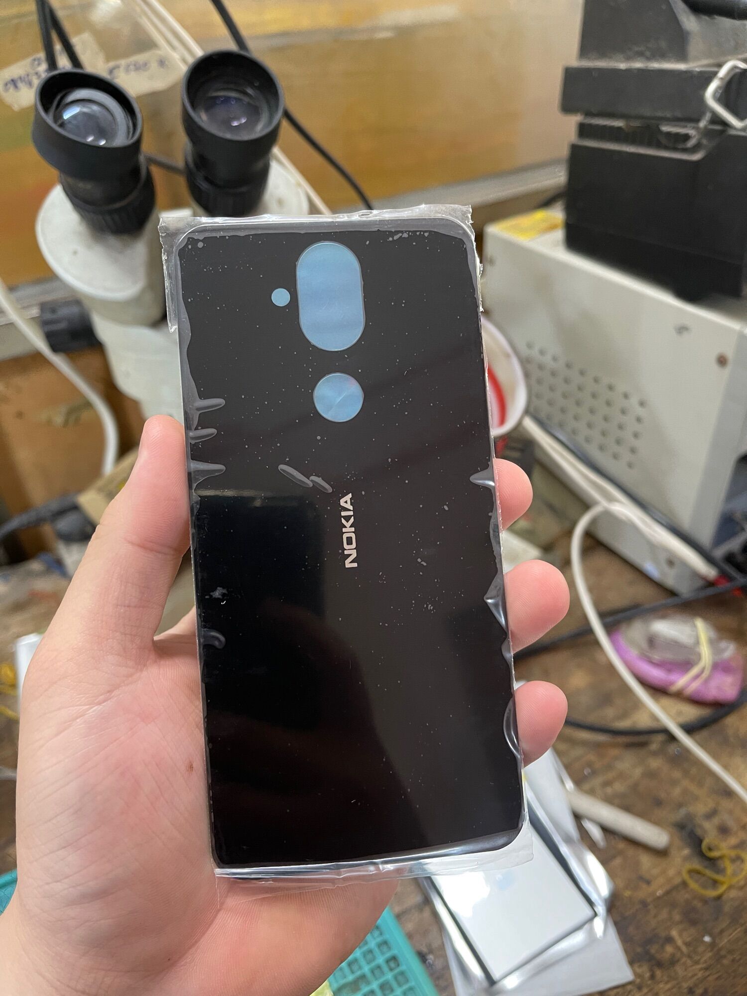 Kính lưng nokia 8.1/x7 đen
