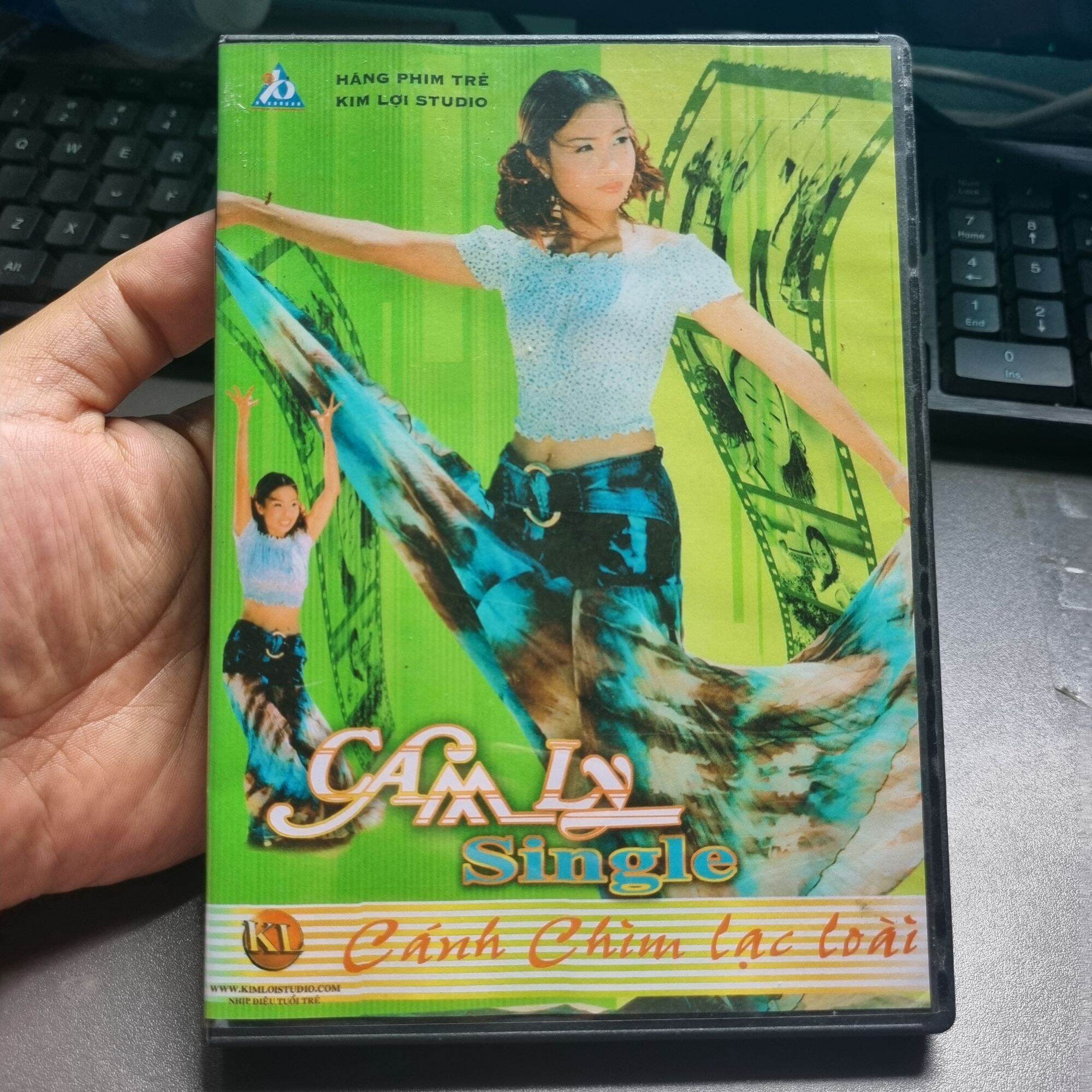 Cẩm ly - single - cánh chim lạc loài