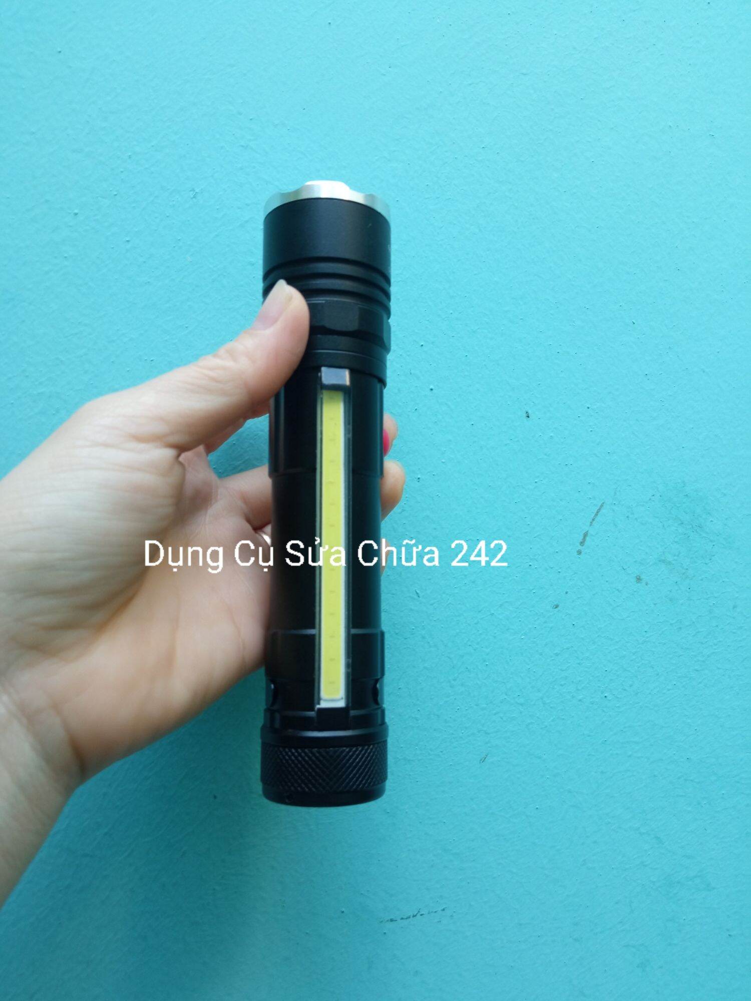 Đèn pin siêu sáng T6-26 sạc USB