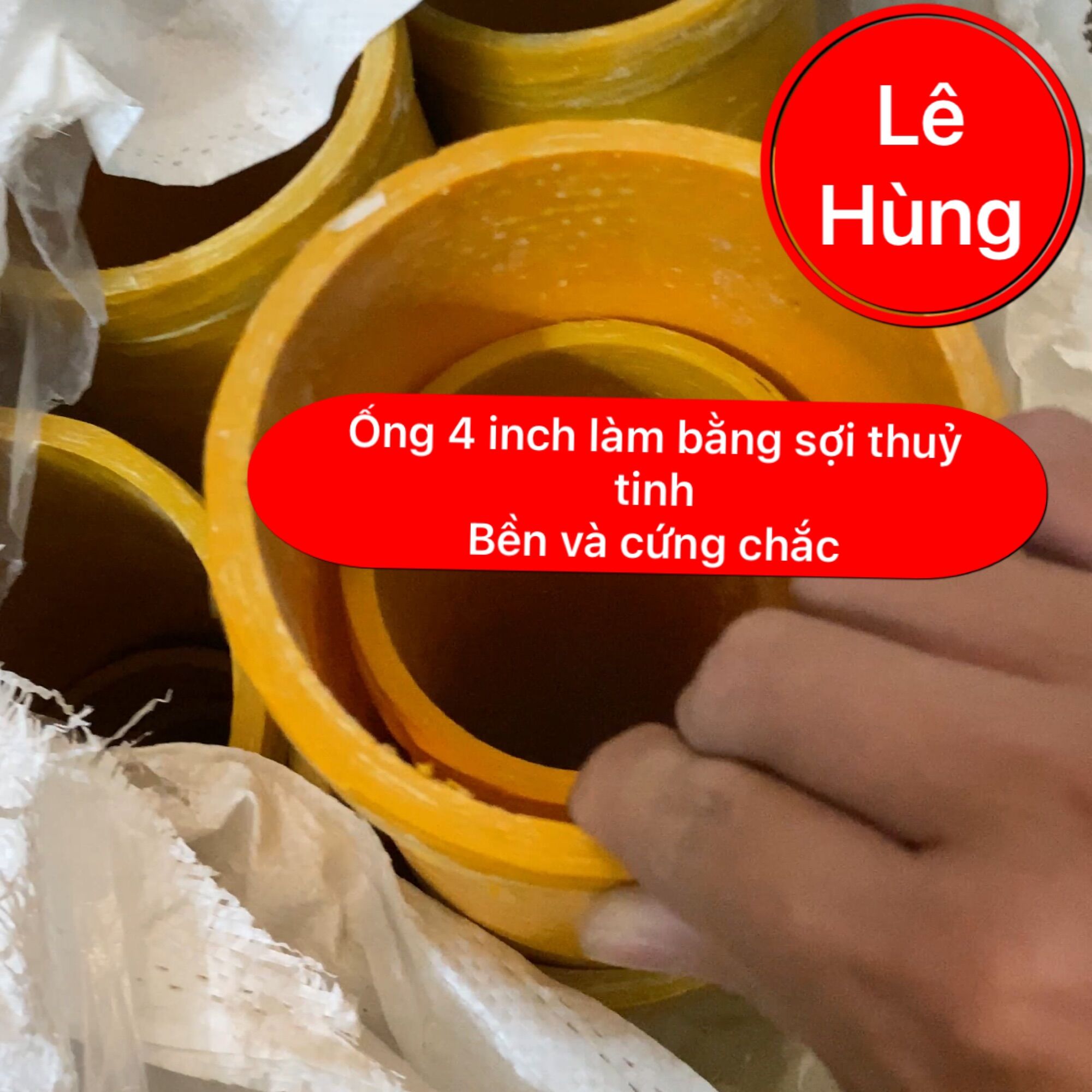 1 ống thủy tinh 4 inch. Đế dày 20cm