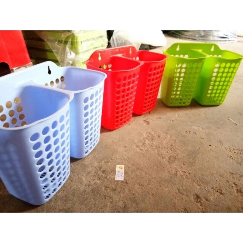 ống vắt đũa muỗng 2 ngăn
