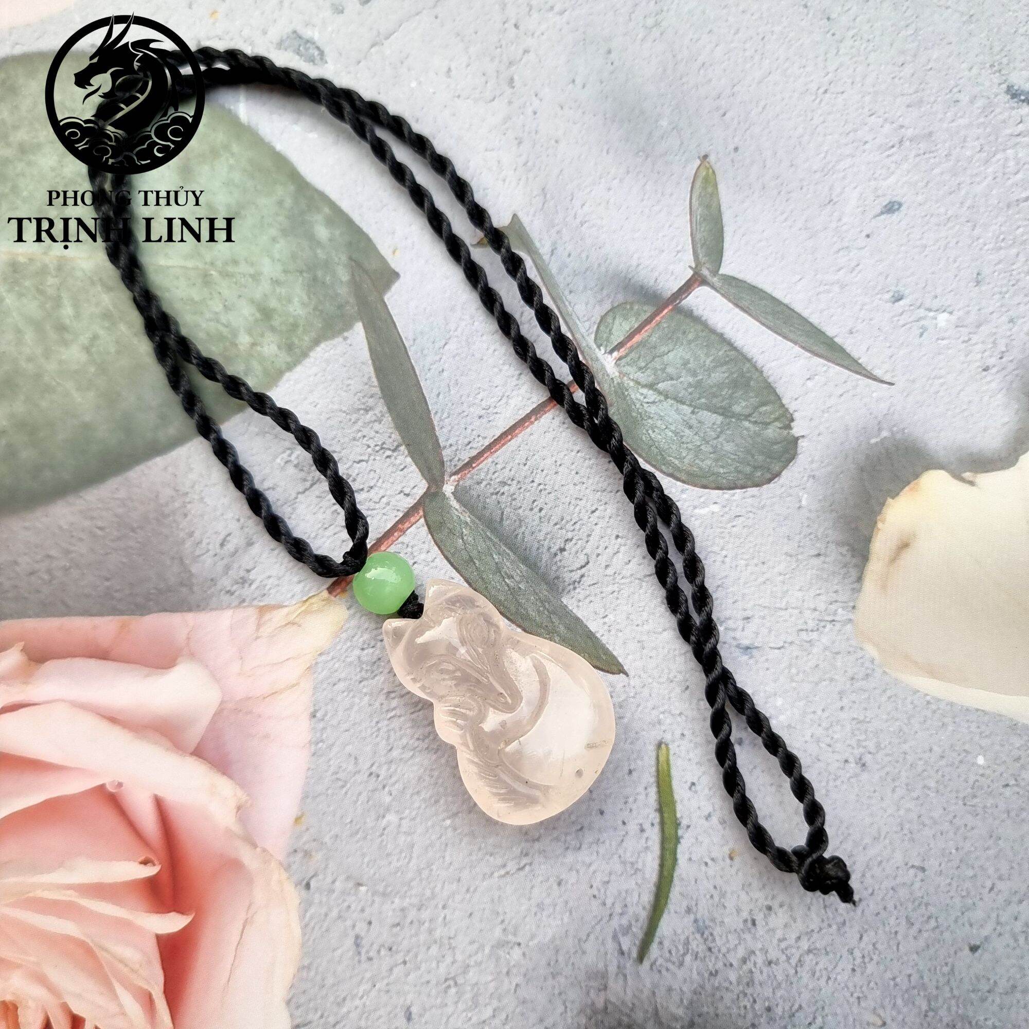 Vòng cổ hồ ly tam vỹ thạch anh hồng