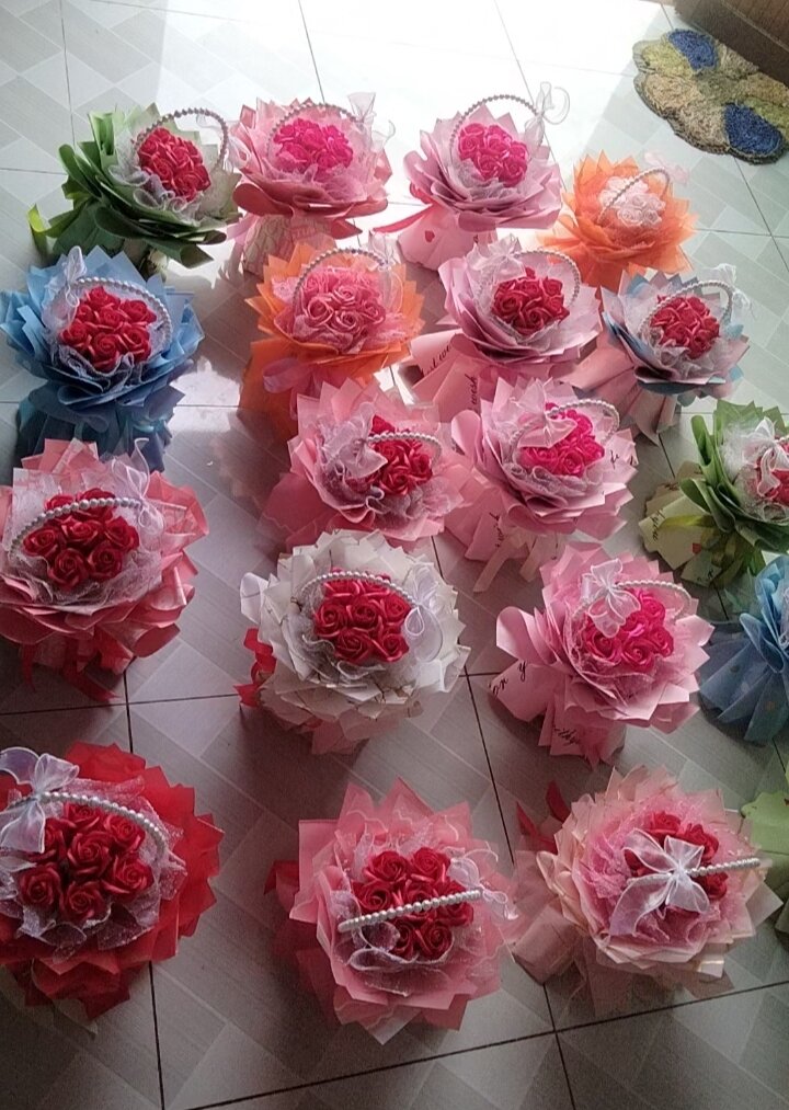 Giỏ hoa sáp ngọc trai