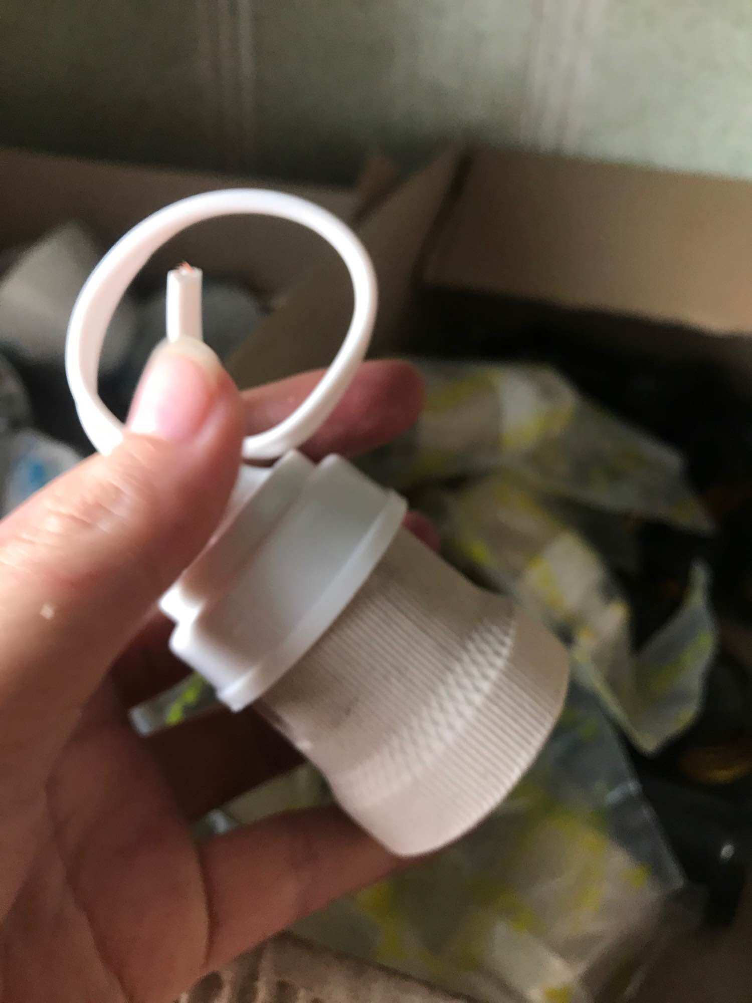 Đui sứ chịu nhiệt cao loại có dây