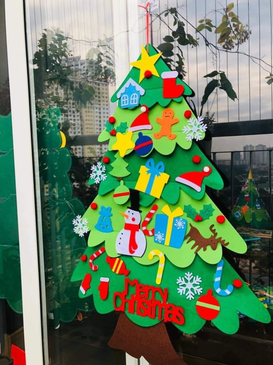 Cây thông noel dạ kèm đèn Led