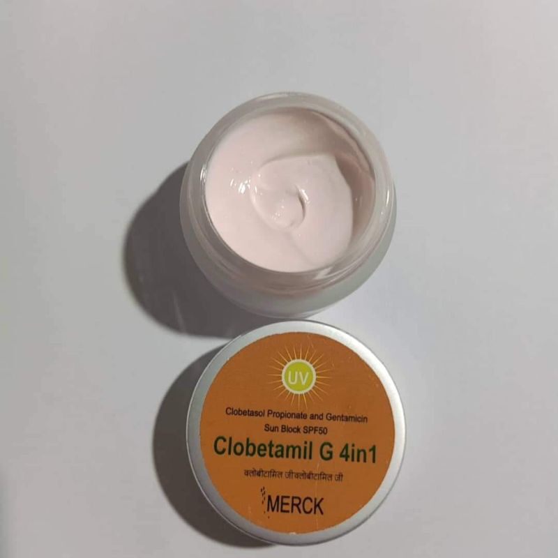 Kem ngày tách lẻ trong bộ nám cao cấp clobetamil