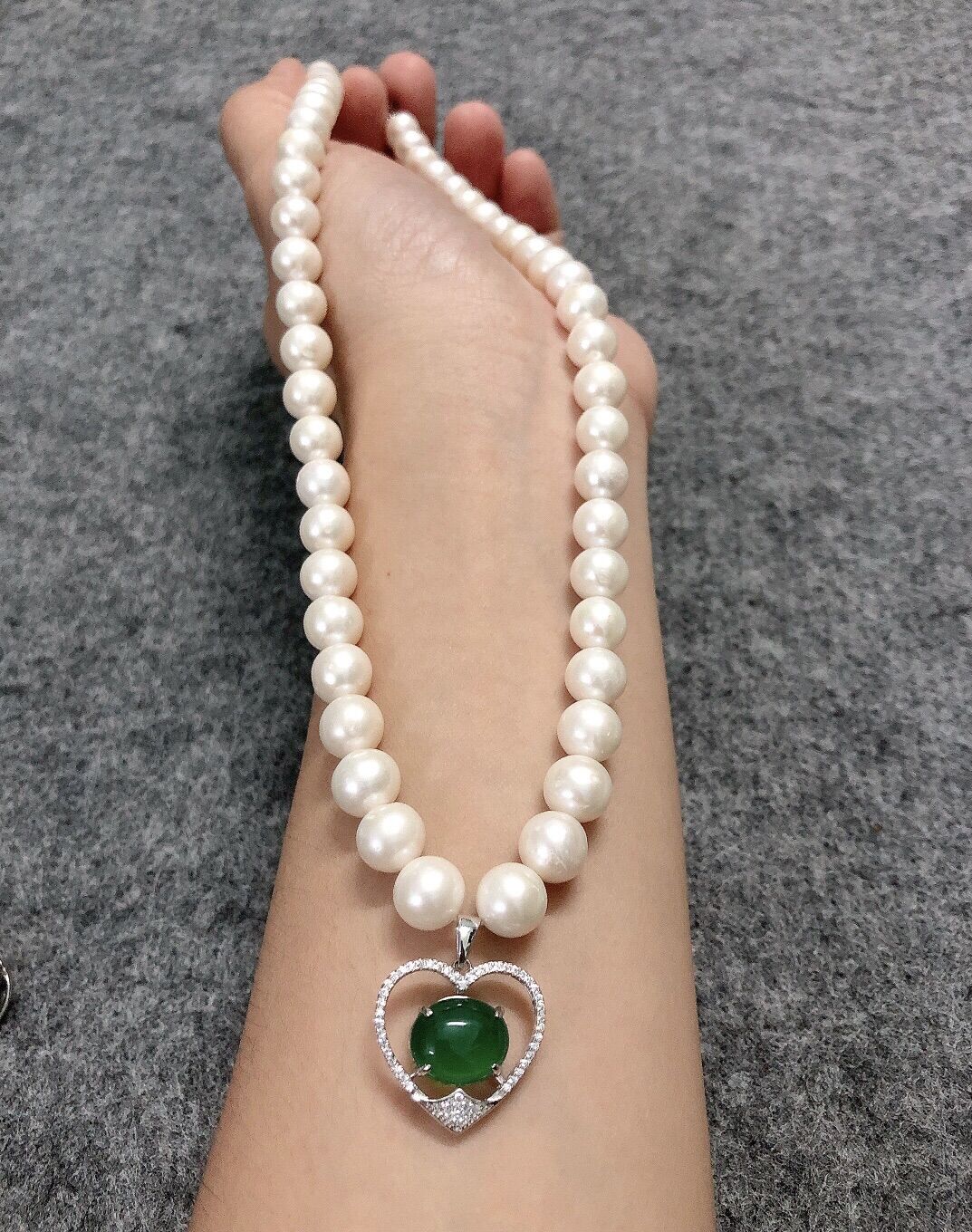Dây chuyền ngọc trai nuôi nước ngọt tự nhiên, size 9-10ly màu Trắng hạt tròn đều chuẩn 2A, kèm mặt dây chuyền đá