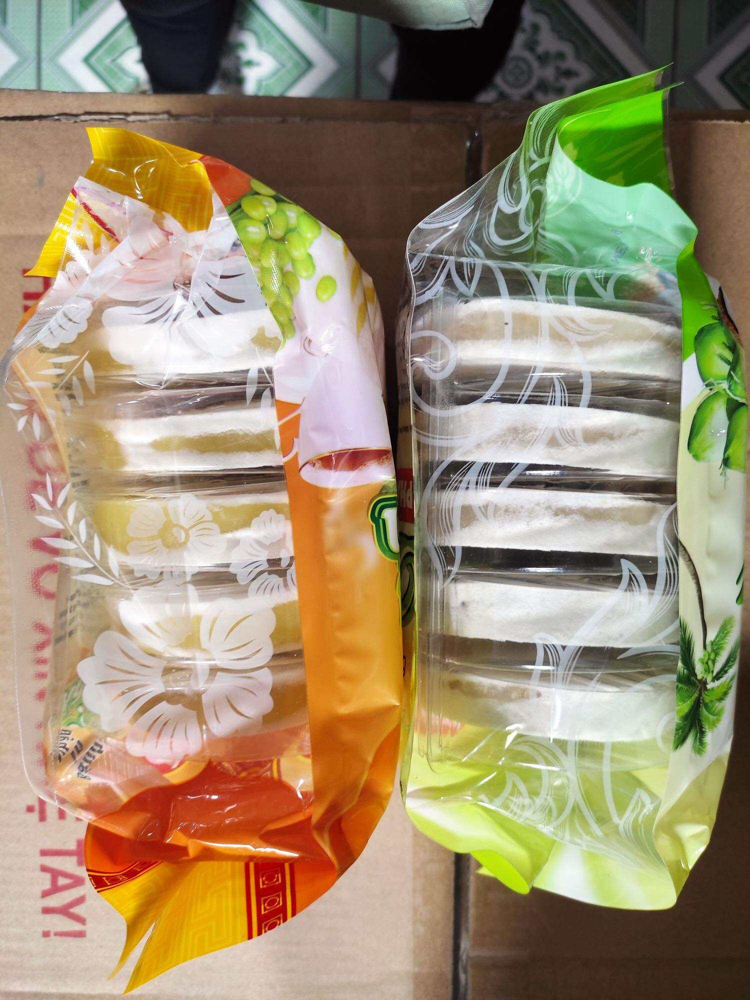 Combo 2 cây bánh in nhân đậu xanh sầu riêng,  nhân dừa (2x 400g)