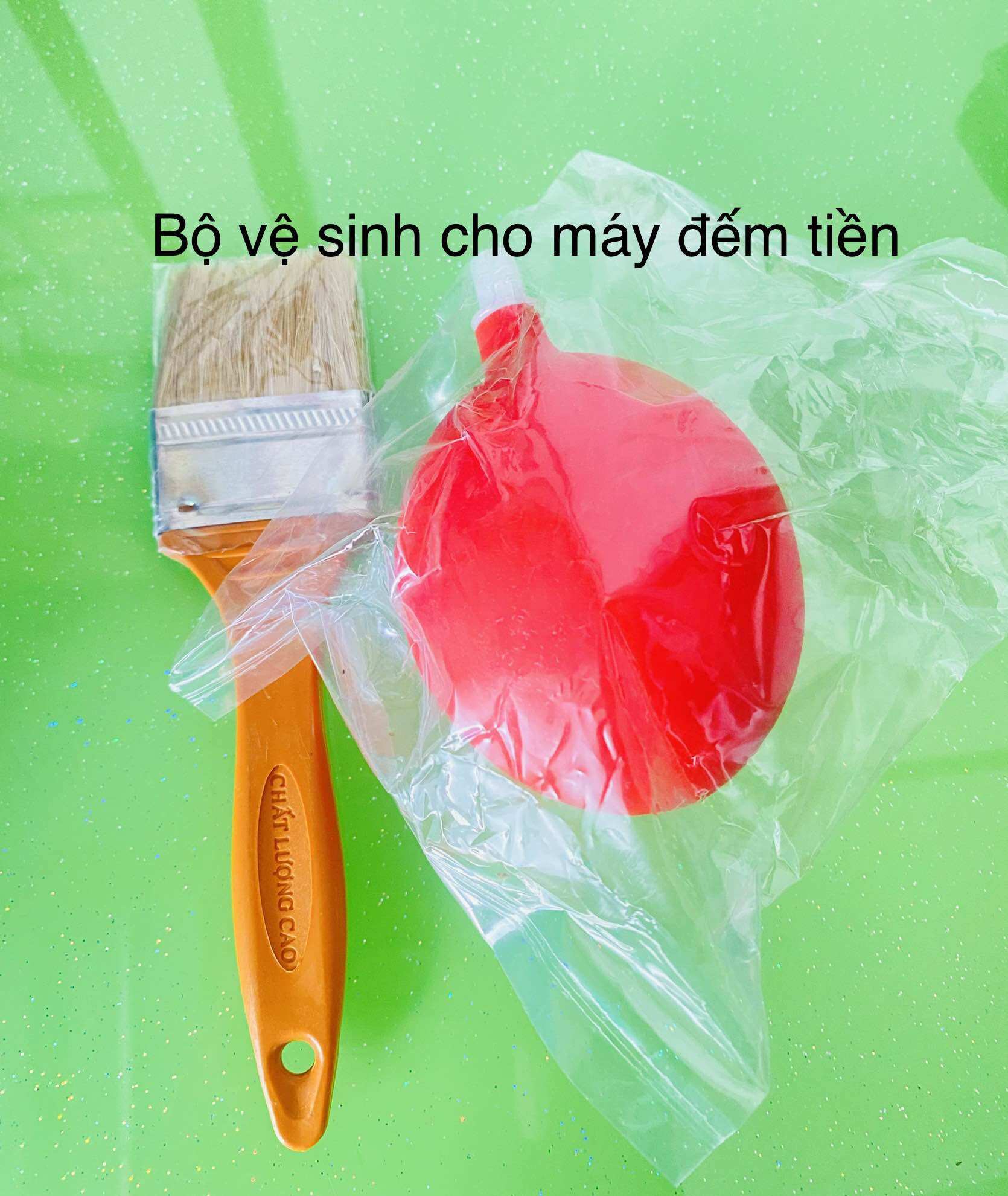 Bộ vệ sinh máy đếm tiền