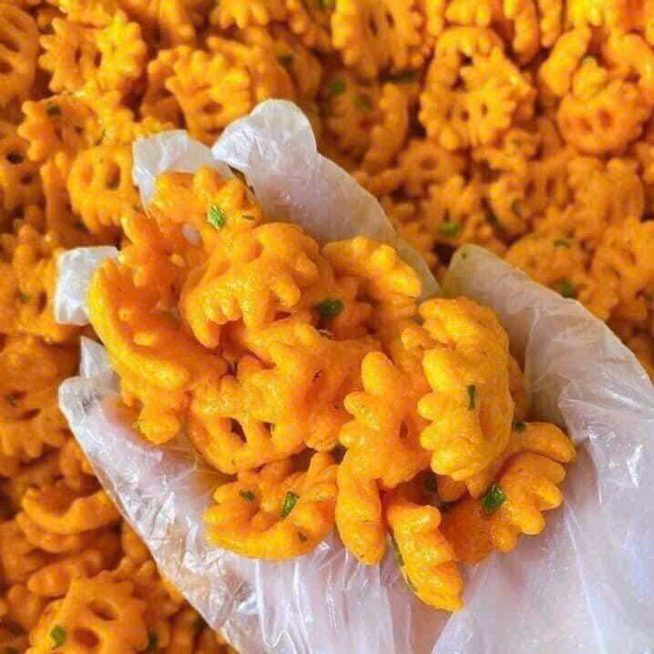 Bánh snack cua mắm hành ngon thơm giòn