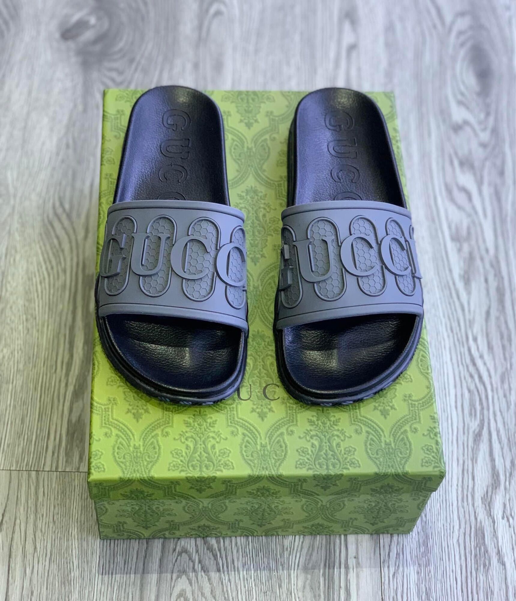 Dép gucci