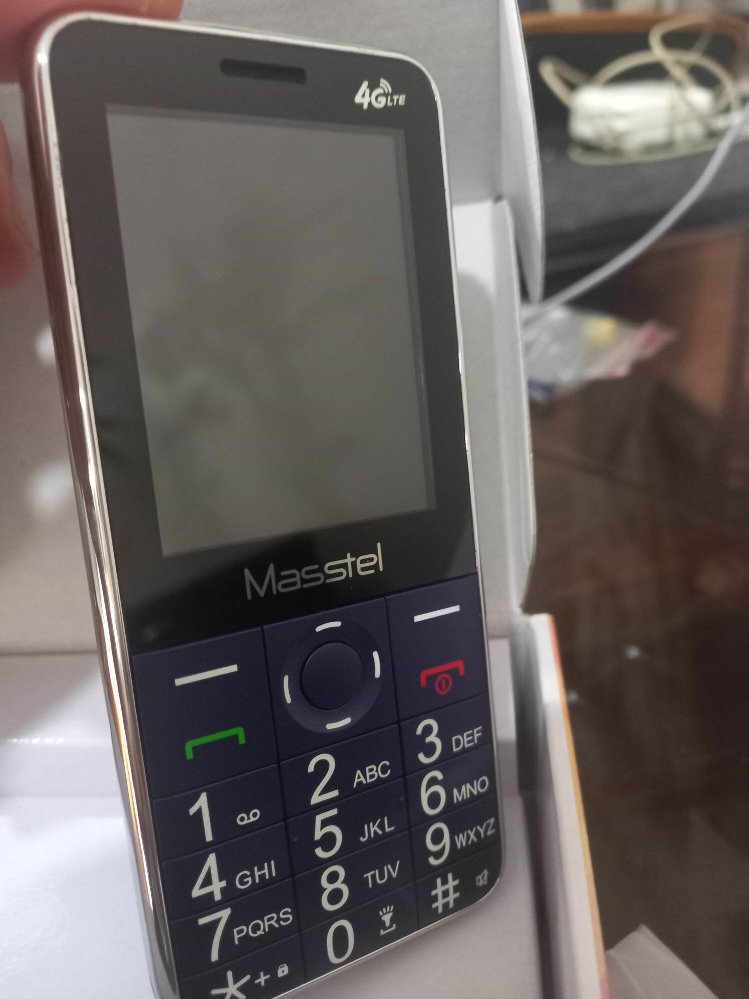 [4G] Masstel jzi 16 (2sim) chínhhãng/sóng mạnh/fullbox