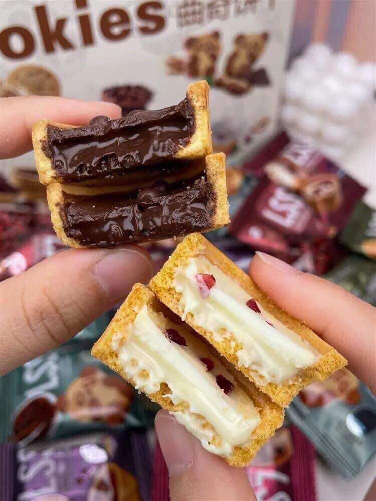 Bịch  200 gr bánh quy socola mix vị siêu ngon