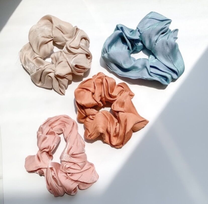 Scrunchies vải óng ánh size to