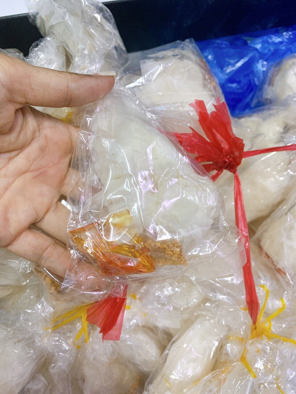 [HCM]Bánh tráng muối sate 17k/sâu/10b