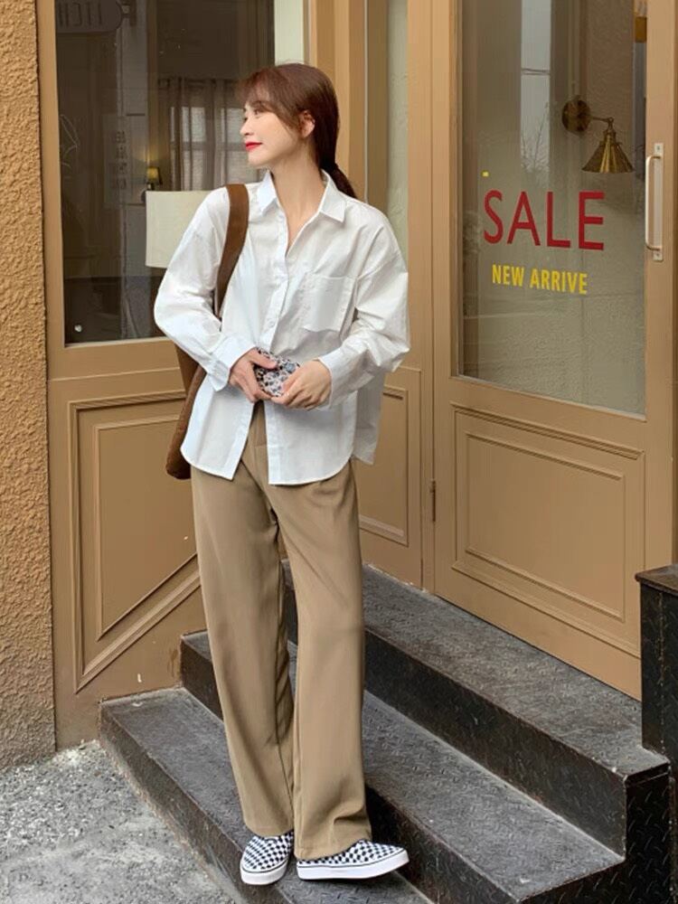 Áo sơ mi nữ trơn có túi ngực