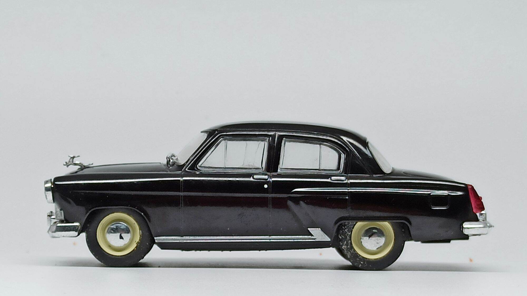 Mô hình xe Gaz M21 Volga