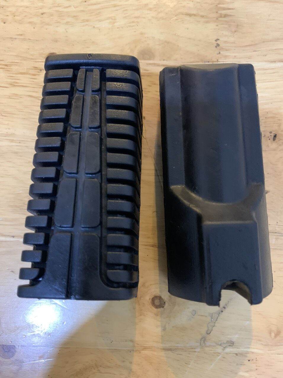 [HCM]Cao su gác chân trước cho xe Yamaha