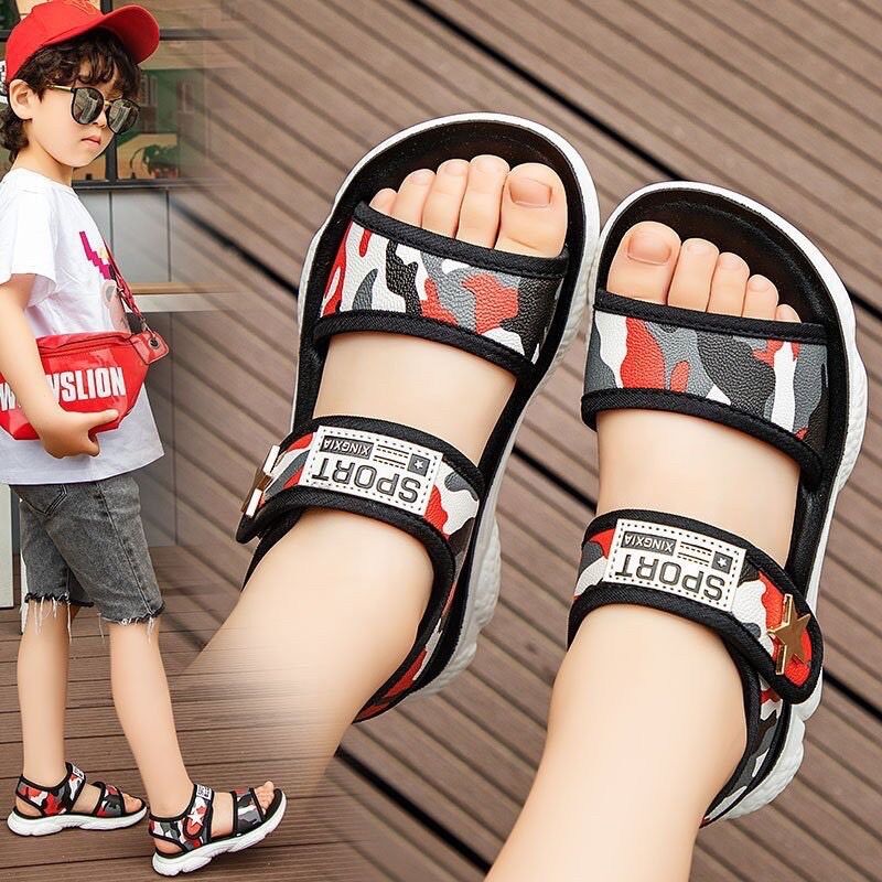 Giày sandal thể thao cho bé trai