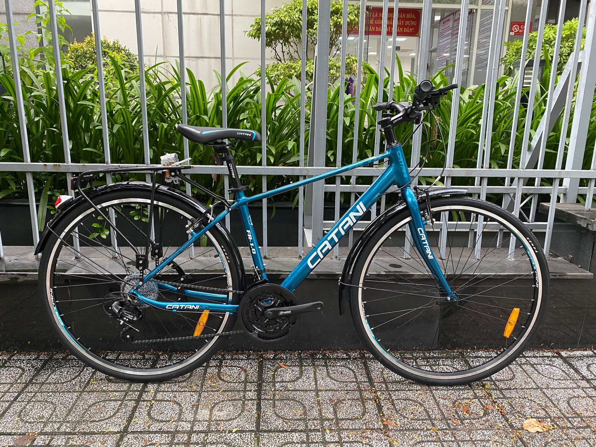 Xe đạp thành phố đẹp thanh lịch Catani FR1.0