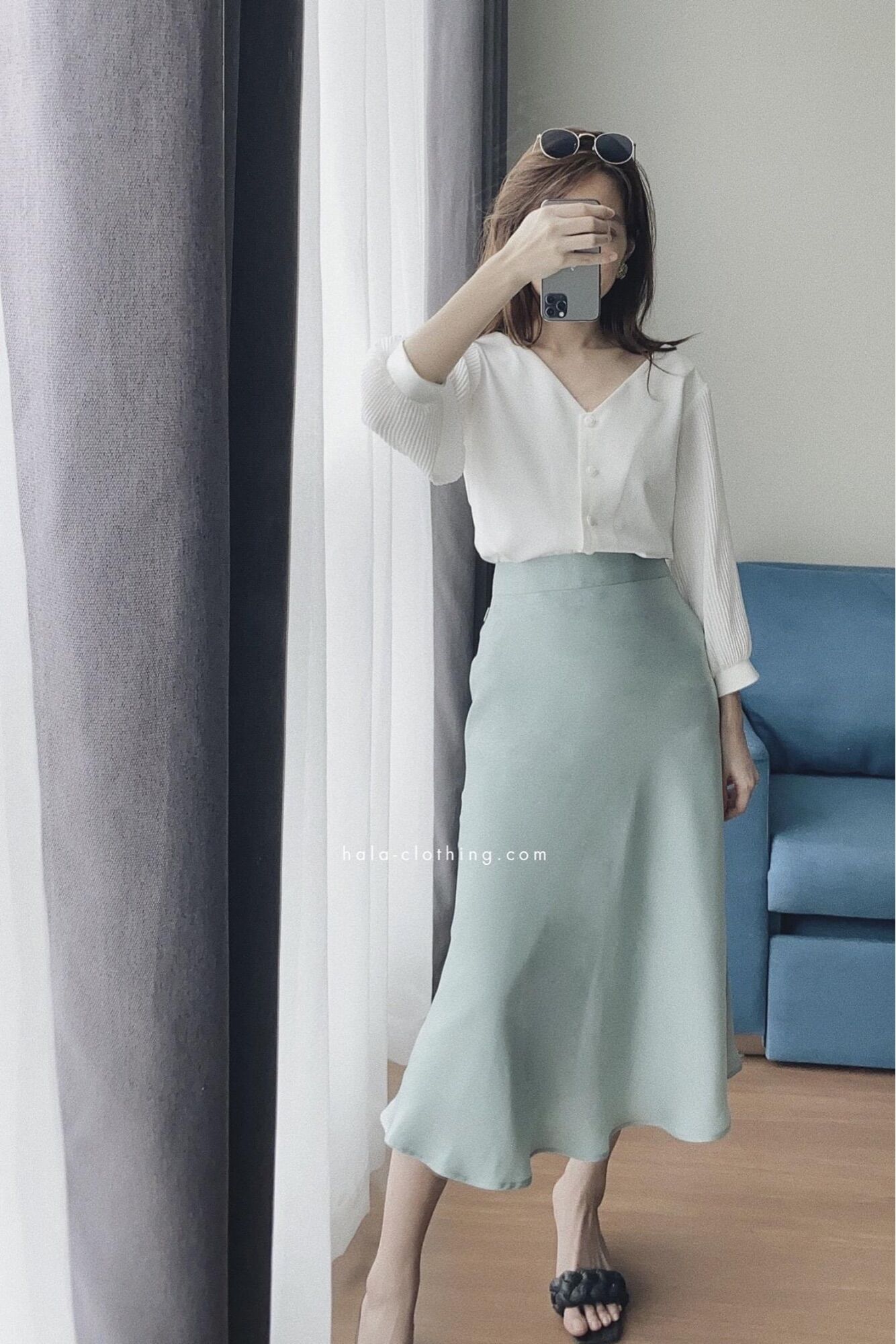 HALA Sylvie Skirt - Chân váy lụa